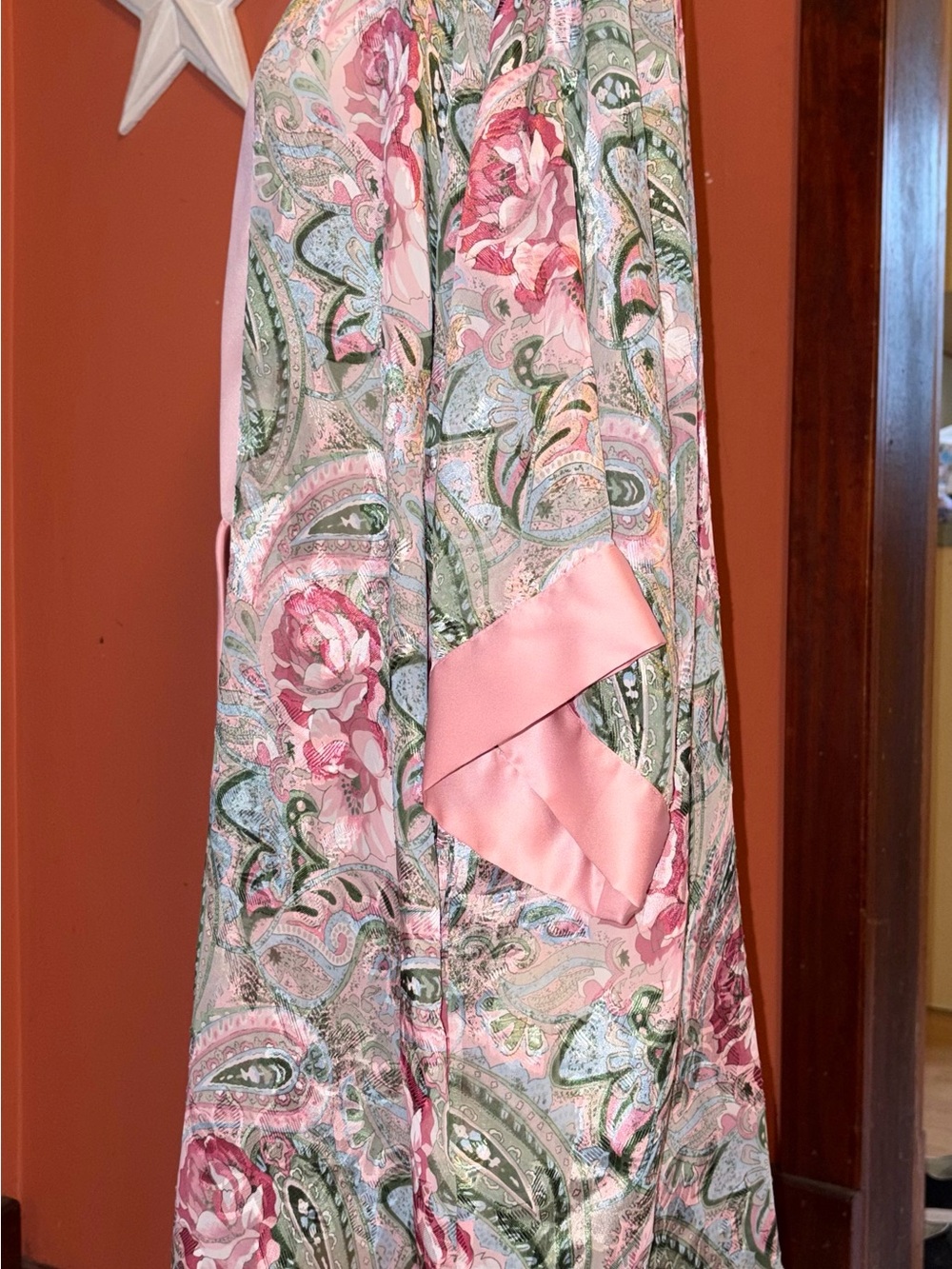 Vintage Victoria’s Secret gold label sheer paisley robe - Picture 2 of 6